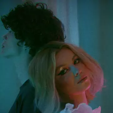 Delia Rus ne arată cum să dansăm în interiorul nostru cu "Niciun dubiu"