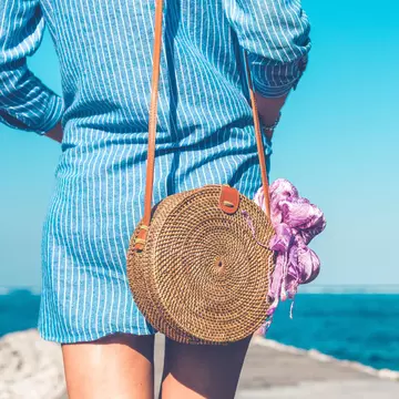 10 piese vestimentare pentru o garderobă de vară completă
