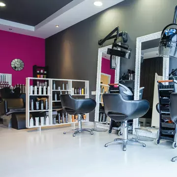 (P) Siguranța înainte de toate - cum aleg clienții un salon de înfrumusețare în perioada actuală, încă amenințată de coronavirus?