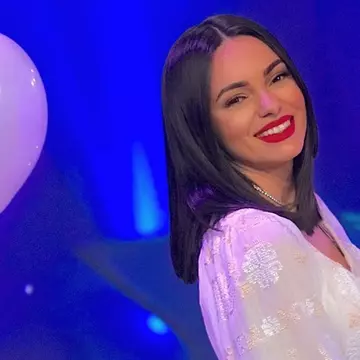 Cine este noua asistentă de la ”Acces Direct” care a înlocuit-o pe Emily Burghelea