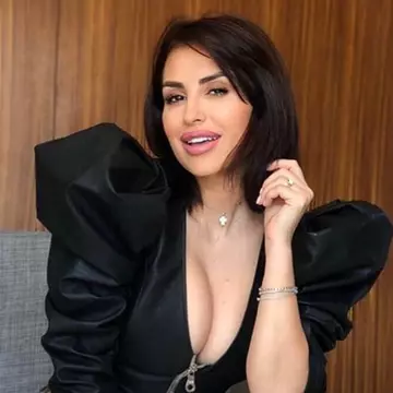 Roxana Blagu nu și-a mai strâns fetița în brațe de 7 ani: "O parte a sufletului e sfâșiată"