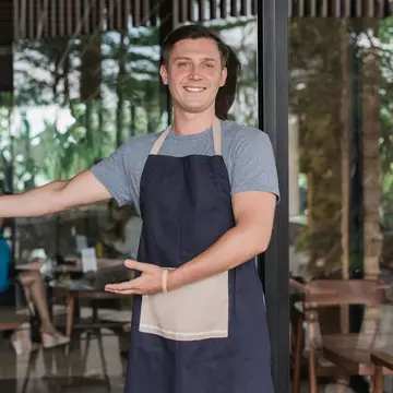 Studiu: Pericolul de infectare cu noul coronavirus în restaurante este foarte mare