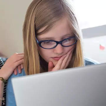Tinerii din România, pe ultimul loc în Uniunea Europeană la competențe digitale