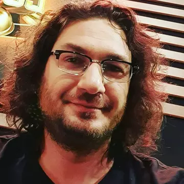 Ce ocupație a avut Florin Dumitrescu înainte de a deveni chef