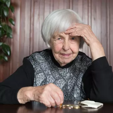 Pensionarii vor primi mai mulți bani începând din această lună