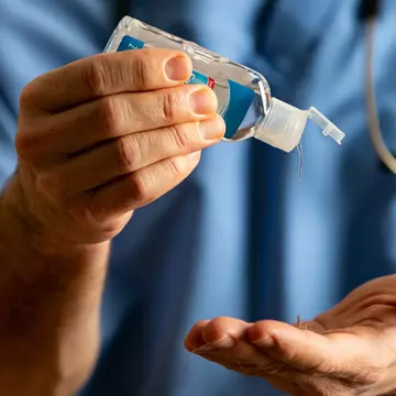 Primele declarații ale decanului Facultății de Medicină din Sibiu după ce s-a vindecat de COVID-19