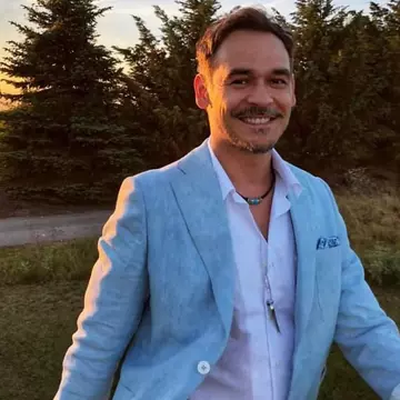 Răzvan Simion nu se mai ascunde și a apărut în public cu iubita sa. Cine e noua sa cucerire