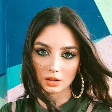 EXCLUSIV! Interviu cu Maria Zvincă - de la strateg digital la senzație în online: „Cred că pe net are loc toată lumea”