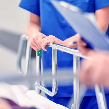 Lista bolilor care cresc șansele de deces dacă ai COVID-19