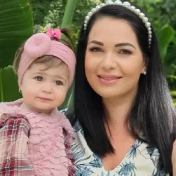 Fiica Deei Maxer a împlinit un an! Ce a ales de pe tăviță?