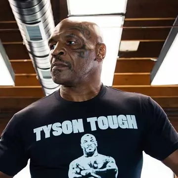 Mike Tyson, interviu bizar în direct. Cum și-a motivat incoerența?