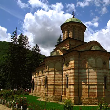 Mănăstirea Cozia, loc de reverie și reculegere pe malul Oltului