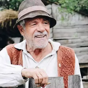 Gheorghe Visu, actorul din "Inimă de țigan", a ajuns la spital și are nevoie de oxigen