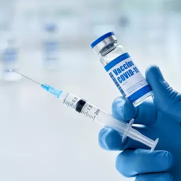 Prima persoană vaccinată anti-COVID-19 din SUA: o asistentă din New York