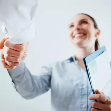 Crește oferta de joburi înainte de sărbători. Peste 5.000 de joburi în retail, curierat, e-commerce sau în industria alimentară, disponibile pe eJobs.ro