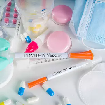 Când începe vaccinarea populației generale împotriva COVID-19