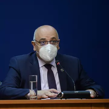 Cât durează vaccinul anti-COVID-19? Raed Arafat a făcut anunțul