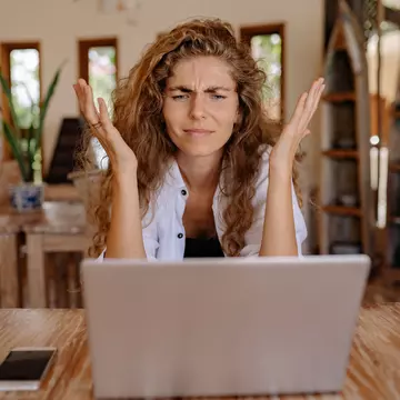 (P) Cum depășești momentele de criză dacă lucrezi în marketing