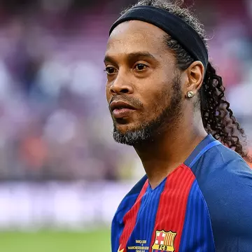 Mama lui Ronaldinho, răpusă de COVID-19 la patru luni după ce fostul fotbalist se infectase cu SARS-CoV-2