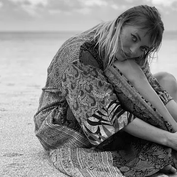 Delia, fotografii sexy din vacanța în Maldive