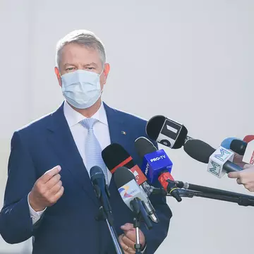 Klaus Iohannis: „Haideți să nu irosim ce am câștigat până acum prin campania de vaccinare”