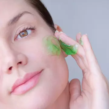 Mască de față cu aloe vera. Rețete naturale pentru toate tipurile de ten