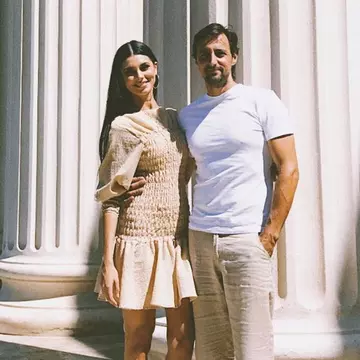 Actorul Denis Ștefan, tată din nou! Soția lui este însărcinată cu al doilea copil