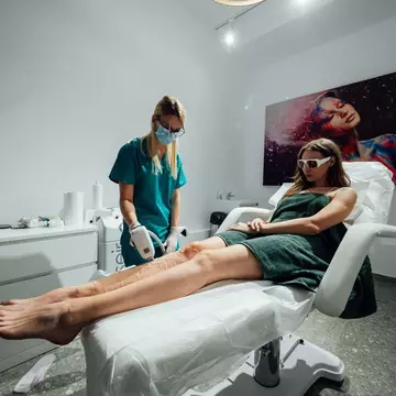 (P) Tehnologie unică de epilare definitivă cu laser în cadrul centrelor Natura Laser Bacău