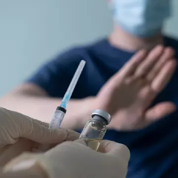 Motivul uimitor pentru care italienii refuză vaccinarea cu serul AstraZeneca