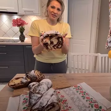 Cozonac moldovenesc după rețeta Mirelei Vaida. “E o reţetă pe care o făcea mama. Aşa o ştiu de la ea, aşa o fac şi eu“