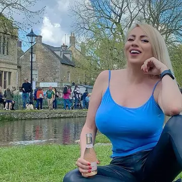 Rocsana Marcu și-a refăcut complet viața în Anglia. Iată ce face acum!