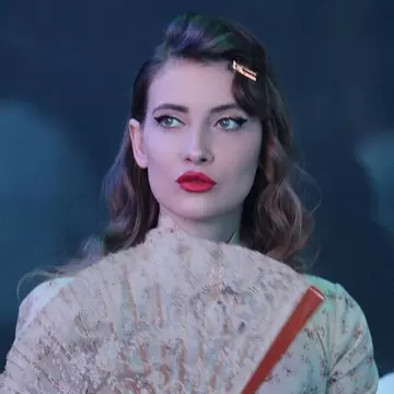 Adolescența Iuliei Albu, marcată de bullying: „M-am lovit de atât de multe preconcepții”