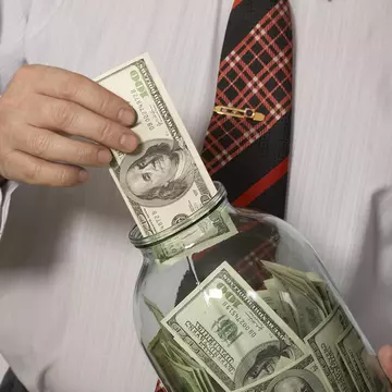 (P) Bucurați-vă de beneficiile aduse de mediul online cu ajutorul celor de la Creare-magazinonline.ro!