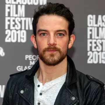 Actorul Kevin Guthrie, condamnat la trei ani de închisioare pentru agresiune sexuală