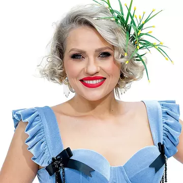 Mirela Vaida, în costum de baie pe rețelele sociale. Cum au reacționat fanii prezentatoarei de la "Acces Direct"