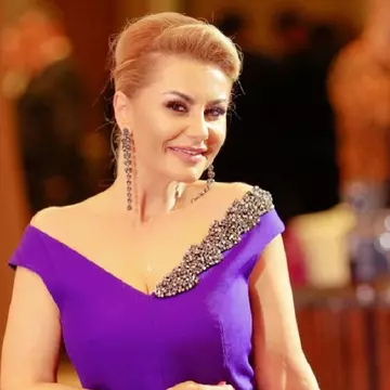 Emilia Ghinescu, pregătită de căsătorie după zece ani de relație