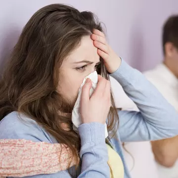 (P) Coviflu, suplimentul alimentar recomandat de Acad. Farm. Ovidiu Bojor pentru ameliorarea răcelii și gripei