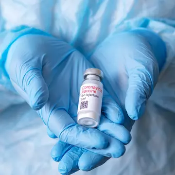 Care sunt categoriile de persoane care vor primi a treia doză de vaccin anti-COVID-19