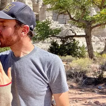 Actrița Lily Collins s-a căsătorit cu regizorul Charlie McDowell