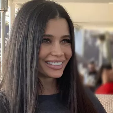 Cât sunt taxele la școala privată unde învață copiii Elenei Băsescu