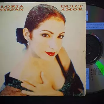 Gloria Estefan a împlinit 64 de ani. Cum arată astăzi regina muzicii latino
