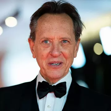 A murit soția actorului Richard E. Grant. Ce mesaj a transmis acesta