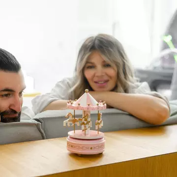 De ce nu vor Smiley și Gina Pistol să arate public chipul fetiței lor