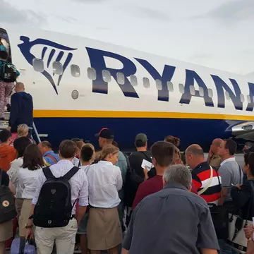 Ce trebuie să știi înainte să zbori cu Ryanair?