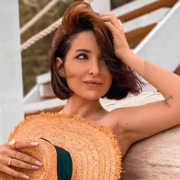 Deea Codrea a născut în apă, fără anestezie. Cum se simte fosta concurentă de la "Bravo, ai stil!"