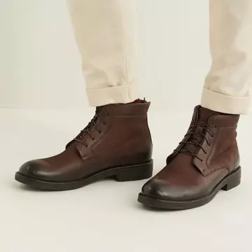 Cizme de toamnă pentru bărbatul la modă - vezi propunerile