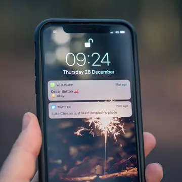 Back to School: cum îți protejezi telefonul