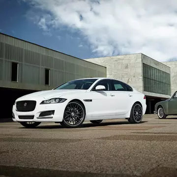 JANTA.RO oferă seturi de roți premium de iarnă, cu jante AEZ și anvelope Pirelli, Michelin, Continental, Bridgestone
