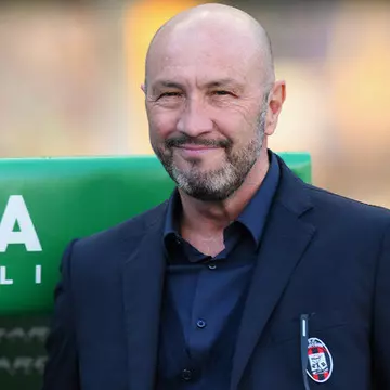 Walter Zenga are o nouă iubită, mai tânără cu 30 de ani. Cine i-a pus inima pe jar