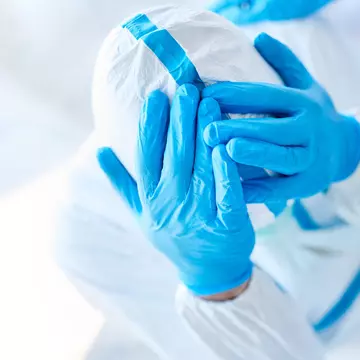 Valeriu Gheorghiță: media deceselor de COVID-19 din România e de 60 de ori mai mare ca în Portugalia, unde 90% din populație s-a vaccinat